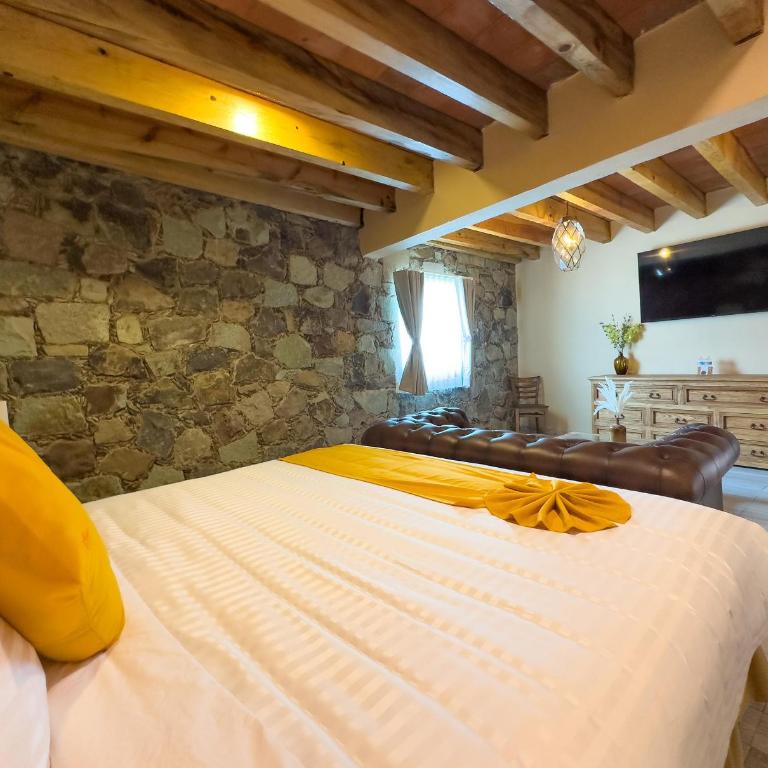 Tierra Adentro Hotel, Fashion Grill & Spa - Standard King Room - 6