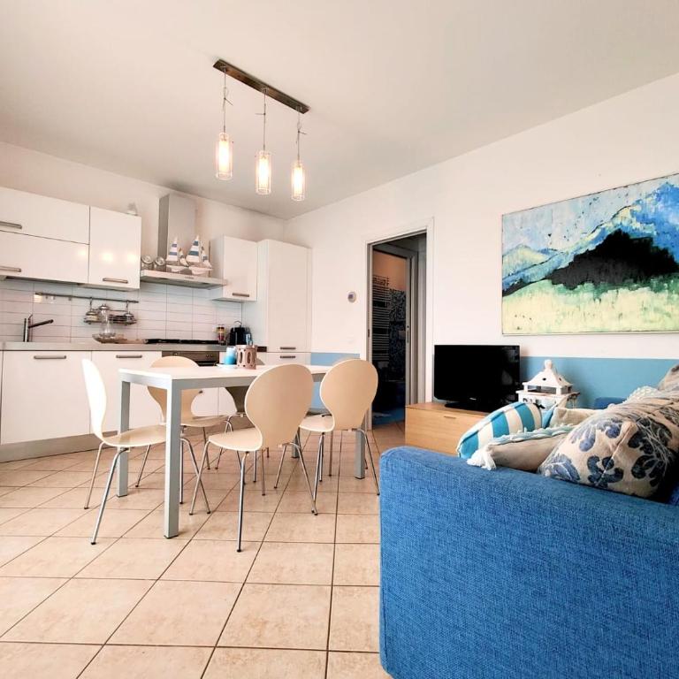 HOLA Borgo dei Fiori - Appartamento con 2 Camere da Letto - 4