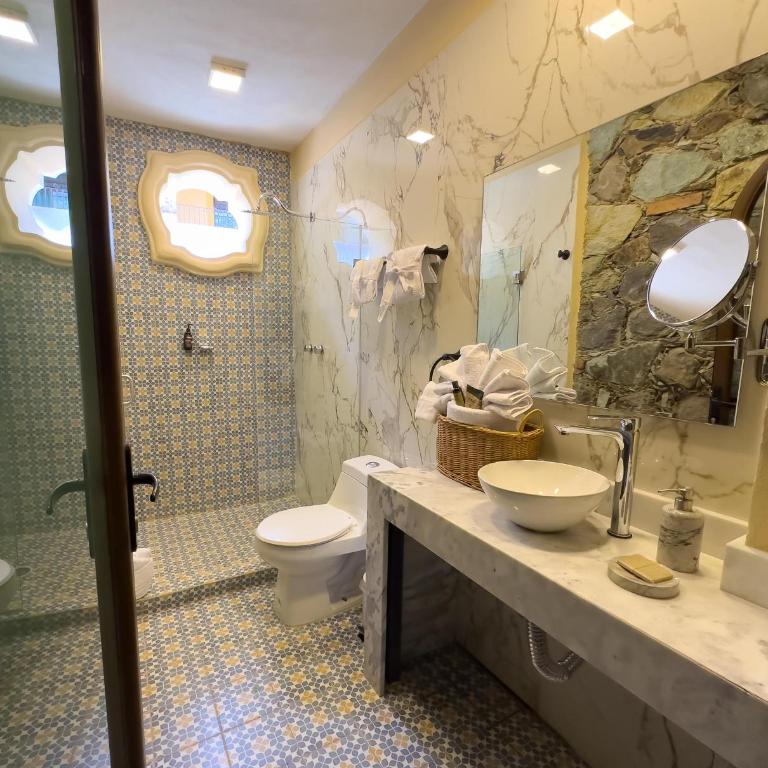 Tierra Adentro Hotel, Fashion Grill & Spa - Standard Double Room with Two Double Beds - 7