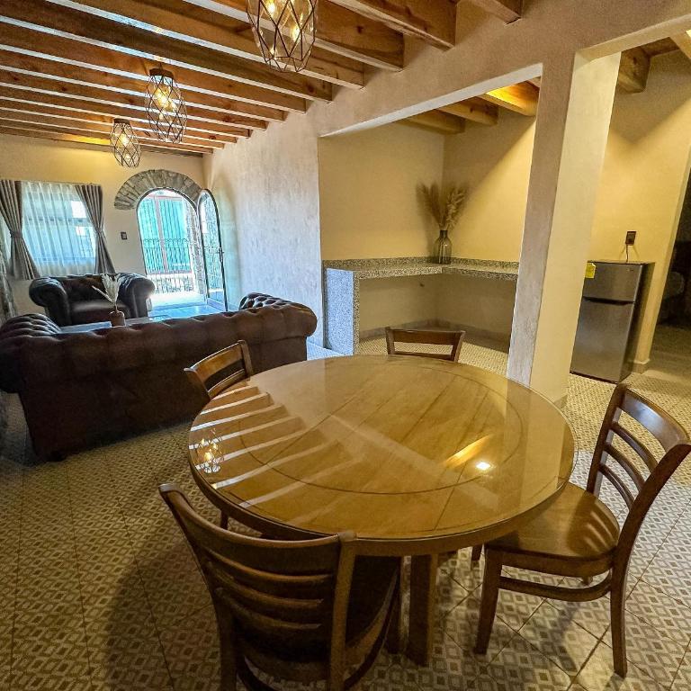 Tierra Adentro Hotel, Fashion Grill & Spa - Superior Queen Room with Two Queen Beds - 4