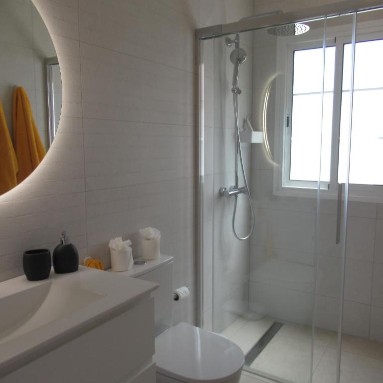 SOMETHING SPECIAL LAS DUNAS 9 by RENTMEDANO pretty villa with sea view and pool - Villa - 43