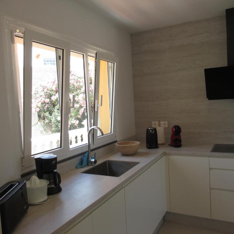 SOMETHING SPECIAL LAS DUNAS 9 by RENTMEDANO pretty villa with sea view and pool - Villa - 26