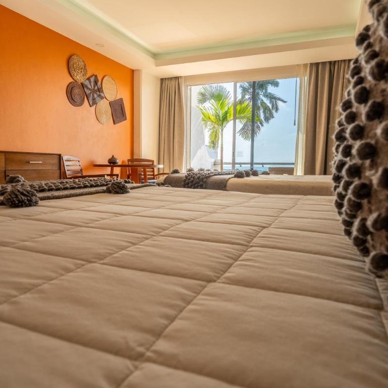 The Paramar Beachfront Boutique Hotel With Breakfast Included - Downtown Malecon - Suite Premium doble frente al mar con cama doble - 3