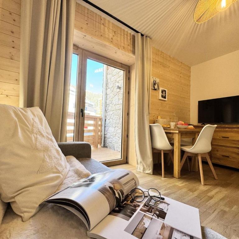 Résidence Le Living Stone B - COCON A LA MONTAGNE, CENTRE VARS-Tout inclus MAE-7691 - Studio - 7