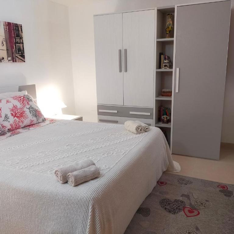 Villetta con ampio giardino a due passi dal mare - Casa con 2 Camere da Letto - 9