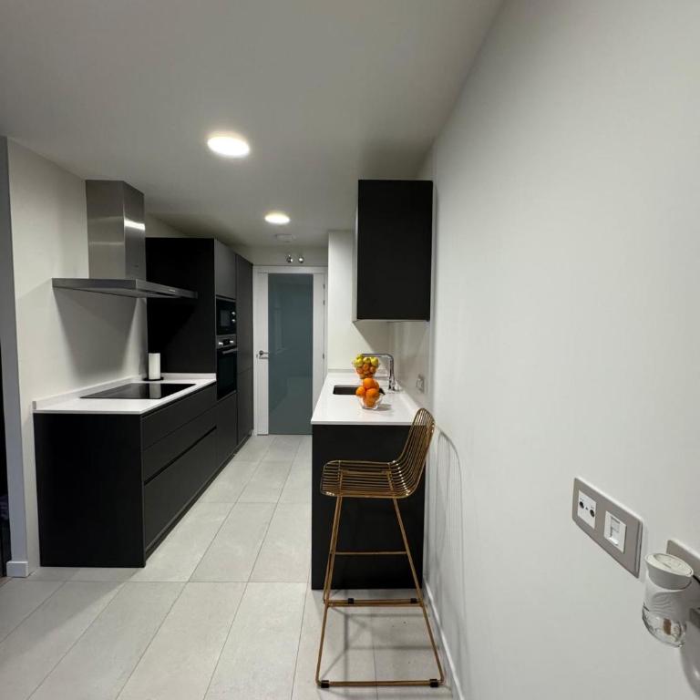 San Fermin Centro II - Three-Bedroom Apartment with View - 8