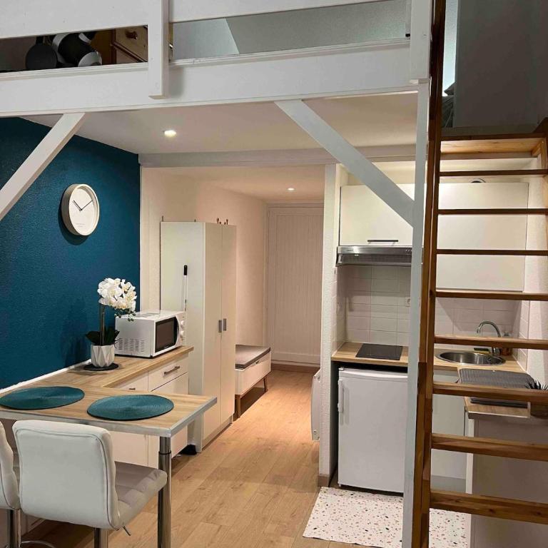 Refuge sur la corniche ! 5 minutes de St-Gilles - Apartment mit 1 Schlafzimmer - 8