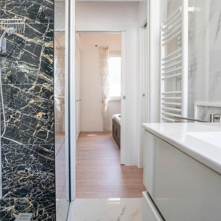 Vasca idromassaggio privata - Gardalake Luxury Penthouse - Apartment mit 2 Schlafzimmern - 34