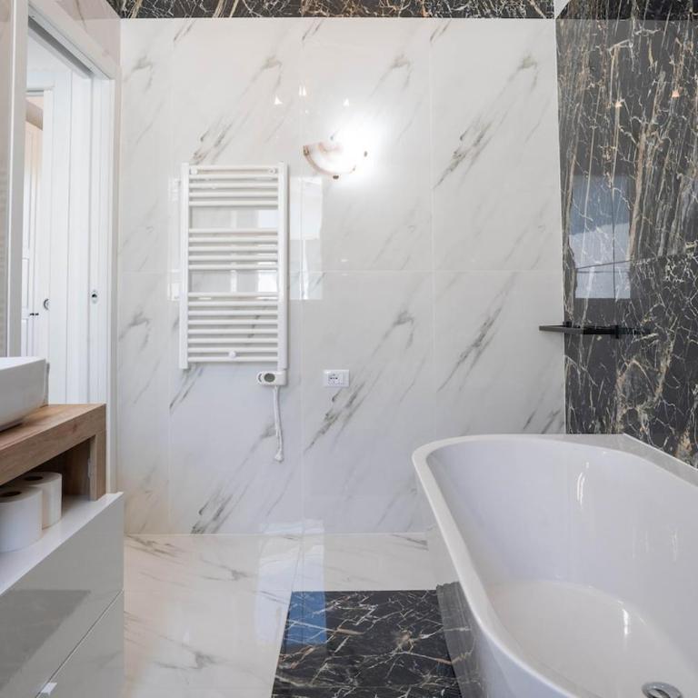 Vasca idromassaggio privata - Gardalake Luxury Penthouse - Apartment mit 2 Schlafzimmern - 37