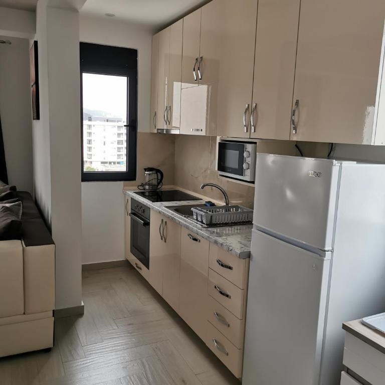 Ulcinj Vibes & Waves Apartment - Apartment with Mountain View - 22