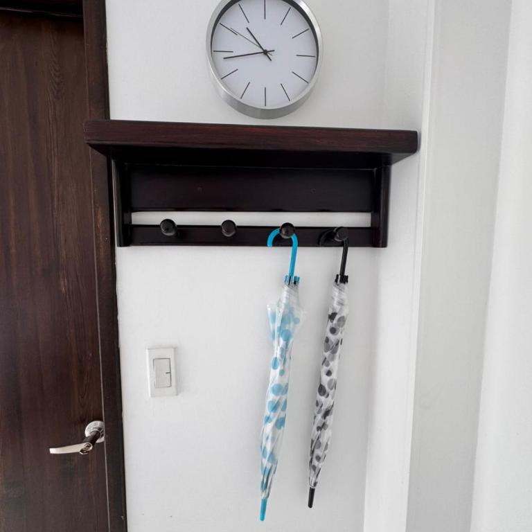 Apartamentos amoblados de 1, 2 y 3 dormitorios - Estudio con vistas a las montañas - 3