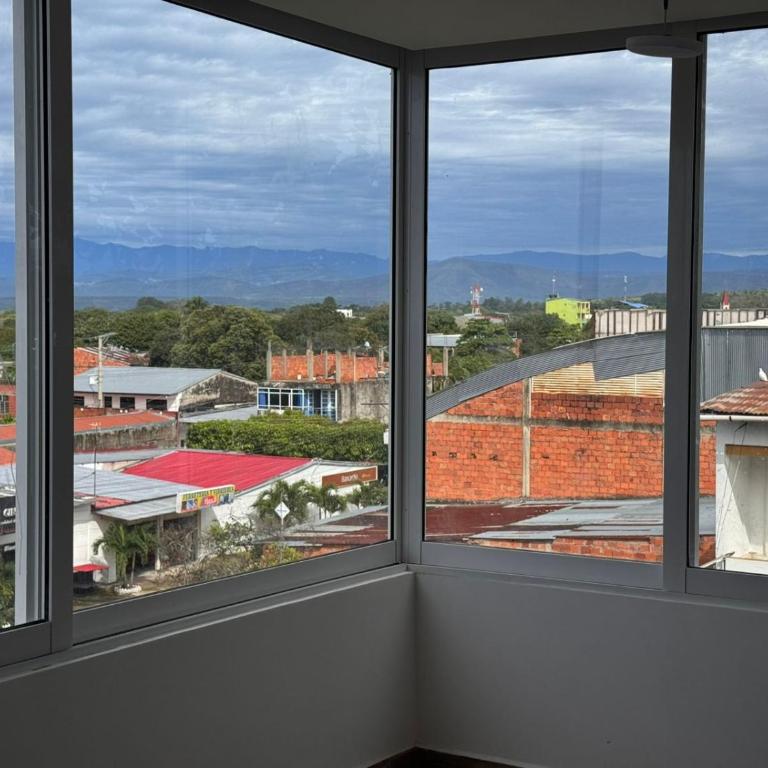 Apartamentos amoblados de 1, 2 y 3 dormitorios - Estudio con vistas a las montañas - 7