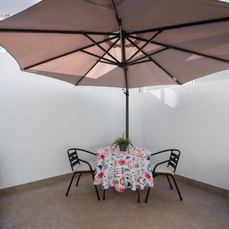 ENEXO BEACH HOUSE - One-Bedroom Apartment - 4