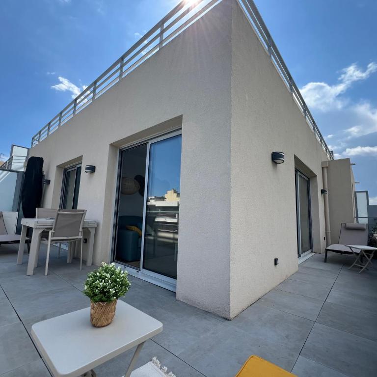 T2 Moderne Terrasse 2min Plages de Juan-les-Pins! - Appartamento con 1 Camera da Letto - 1