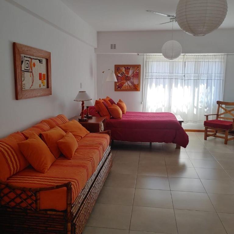 Ines Casamar Excelente departamento a 50 mts del mar y a 15 cuadras del centro MONOAMBIENTE - One-Bedroom Apartment with City View - 4