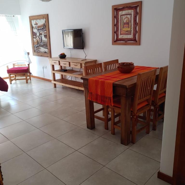 Ines Casamar Excelente departamento a 50 mts del mar y a 15 cuadras del centro MONOAMBIENTE - One-Bedroom Apartment with City View - 13