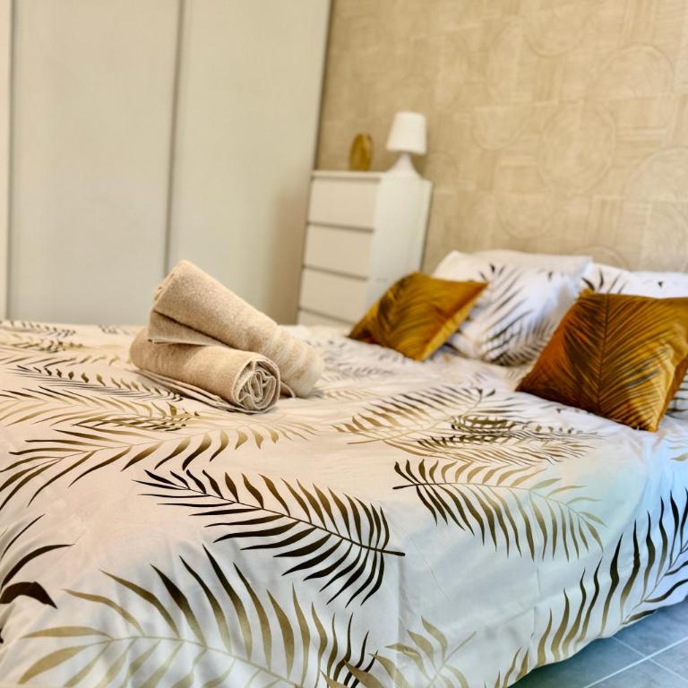 Temple Luxe- by GC - Balnéo - Jardin- Wifi - Parking privé securisé - Appartement - Vue sur Jardin - 11
