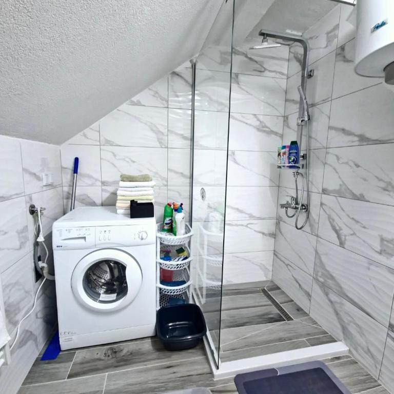 Bosnian Secret Apartment- Free parking - Apartman sa 1 Spavaćom Sobom - 10