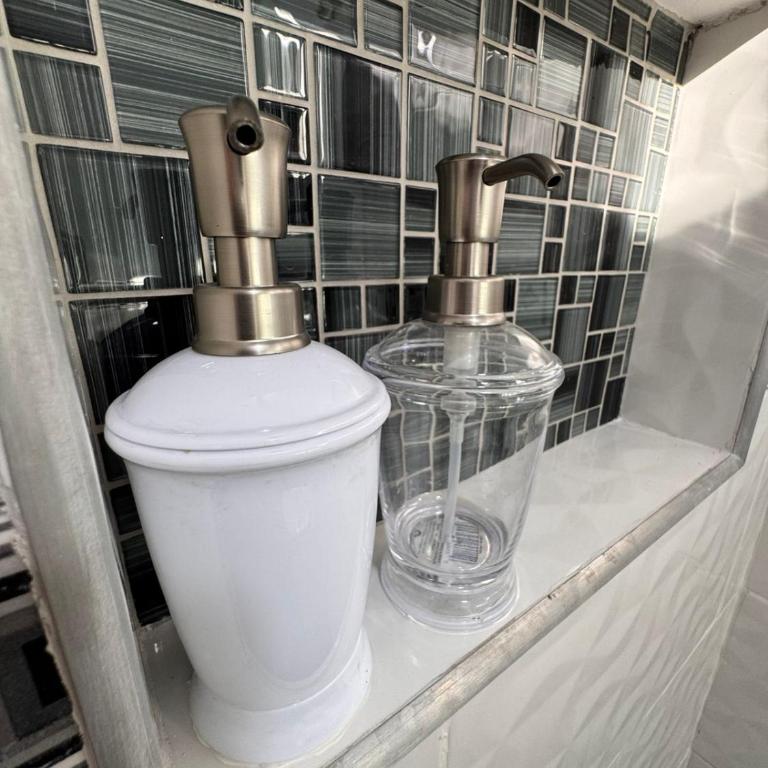 Apartamentos amoblados de 1, 2 y 3 dormitorios - Estudio con vistas a las montañas - 19