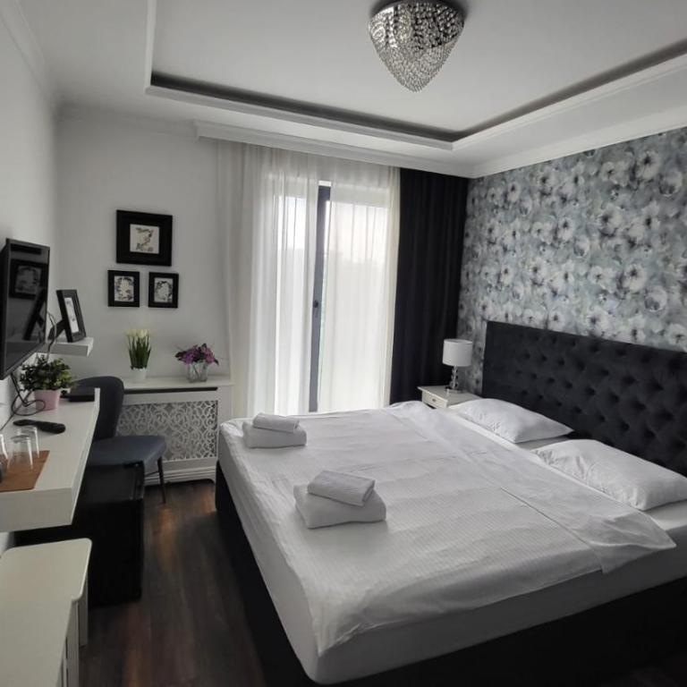 Benvenuti STAR - Deluxe Double Room (2 Adults + 1 Child) - 1