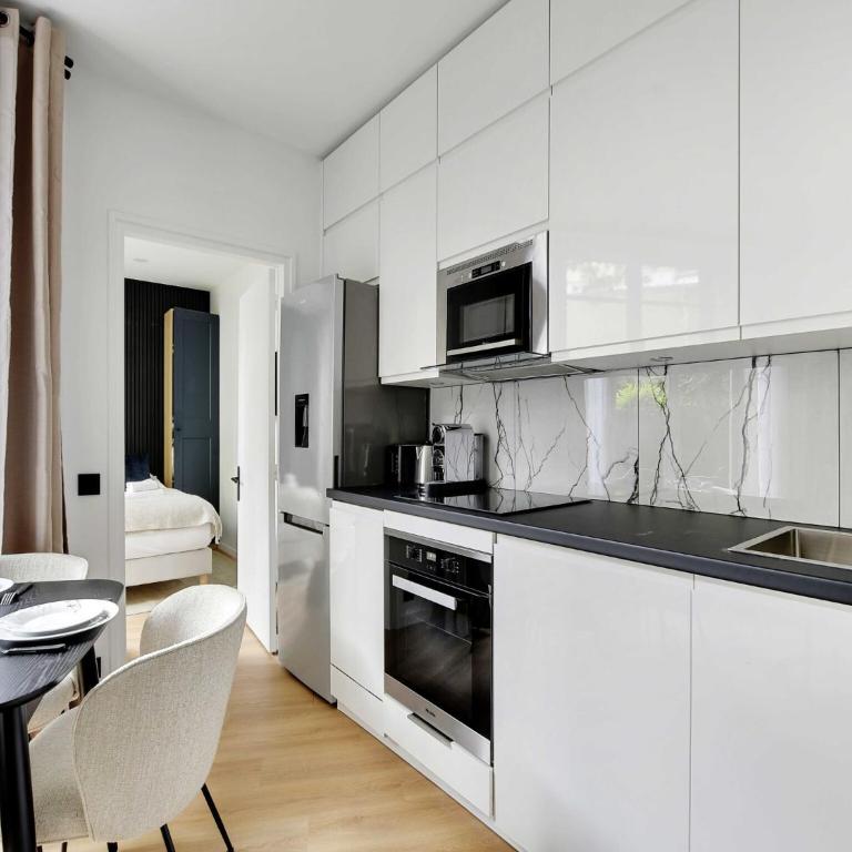 Magnificent 2BD 6P apartment - Eiffel Tower - Appartement 2 Chambres - 7