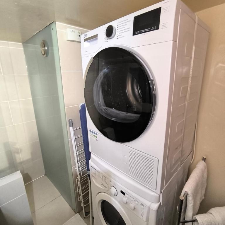 Appartement centre ville NIMES - Two-Bedroom Apartment - 10