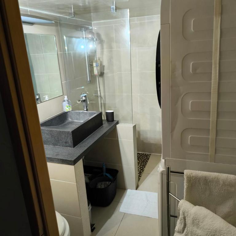 Appartement centre ville NIMES - Two-Bedroom Apartment - 11