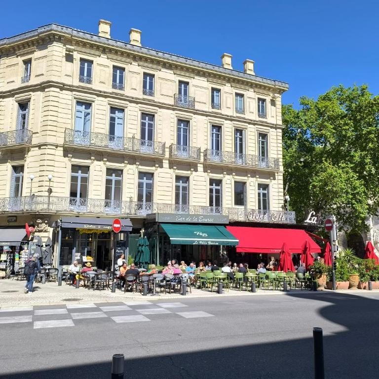 Appartement centre ville NIMES - Two-Bedroom Apartment - 27