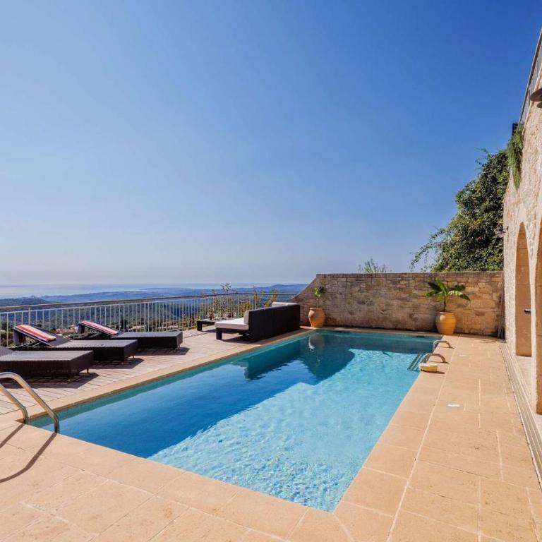 Le Mas d'Azur - Villa d'exception avec vue panoramique sur la Baie des Anges - Maison de Vacances 4 Chambres - 12