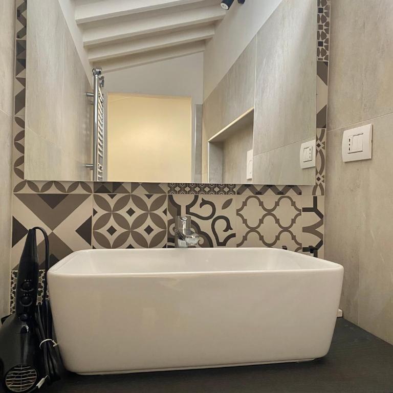 Sleep & Go Studios, 5 Min Walk to Uffizi - Appartamento Deluxe con 1 Camera da Letto - 2