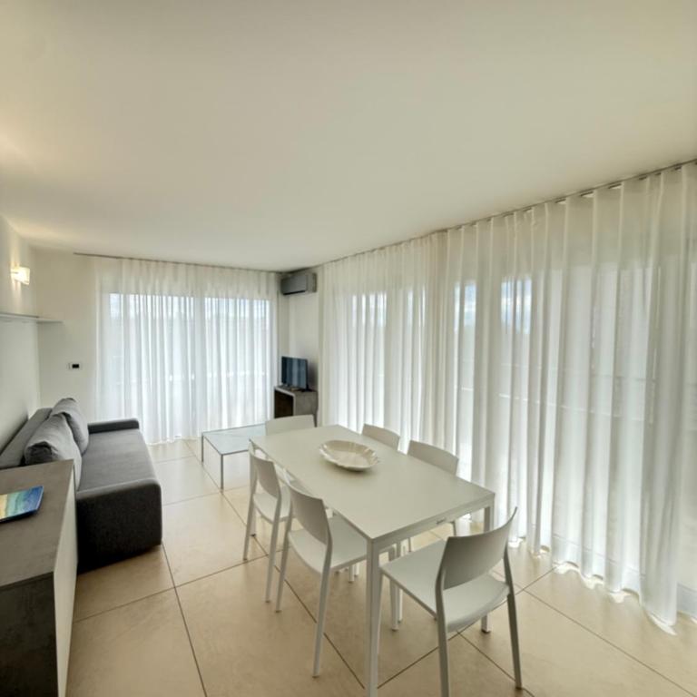 Torre Argonavis - Appartamento con Vista Mare - 2