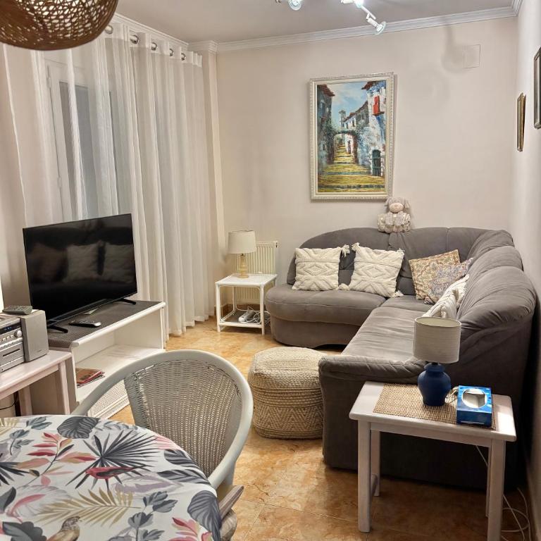 Apartment Sylvia, by beach, sea view, promenade, garage - Two-Bedroom Apartment with Balcony and Sea View - 16