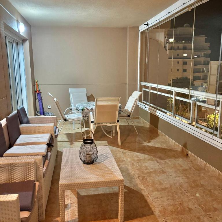 Apartment Sylvia, by beach, sea view, promenade, garage - Two-Bedroom Apartment with Balcony and Sea View - 10