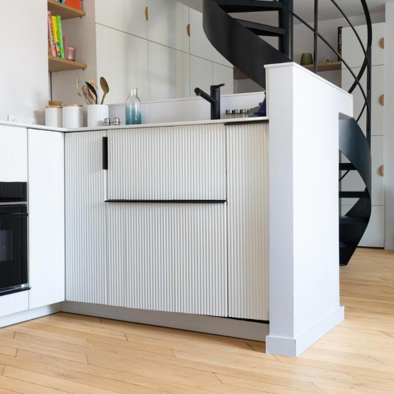 Mini loft in Notre Dame district, Île Saint-Louis, Paris - Appartement 1 Chambre - 8
