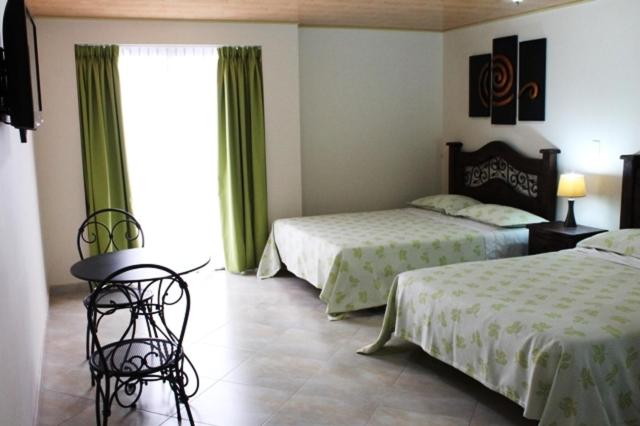 Hoteles Bogotá Inn Park Way - Double Room - 4