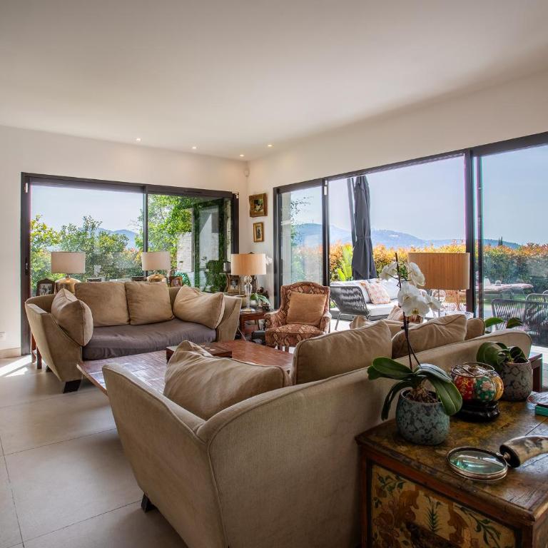 Villa Les Sources VI4245 By Riviera Holiday Homes - Villa avec Piscine Privée - 9