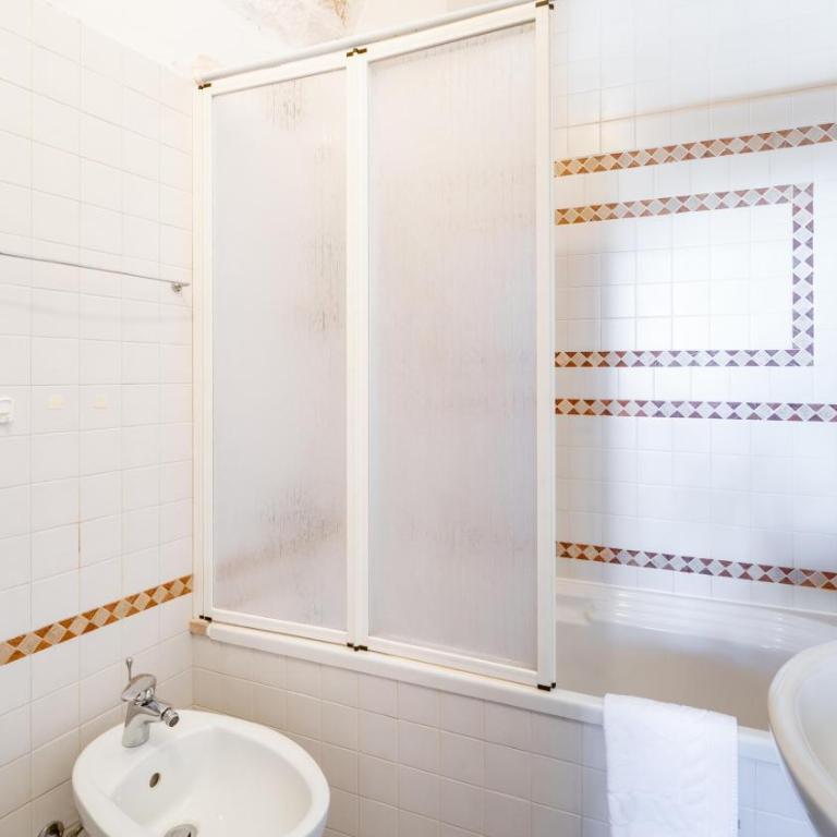 Palazzo Bellavista by Rentbeat - Appartamento con 3 Camere da Letto - 15