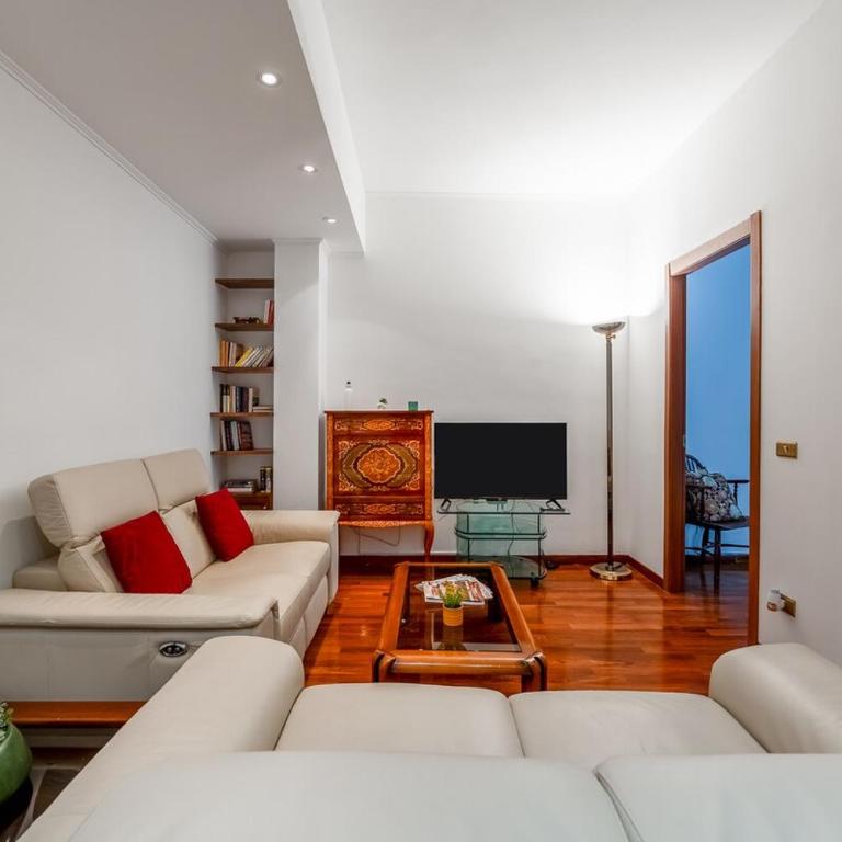 Navigli-Fashion District - 5min to metro FREE WI-FI - Appartamento con 2 Camere da Letto - 12