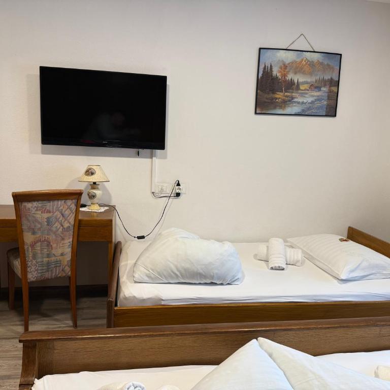 Gasthof Goldenes Lamm - Camera Tripla Economy - 2