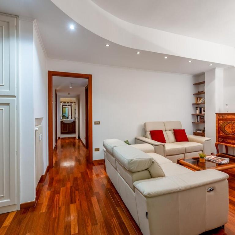 Navigli-Fashion District - 5min to metro FREE WI-FI - Appartamento con 2 Camere da Letto - 28