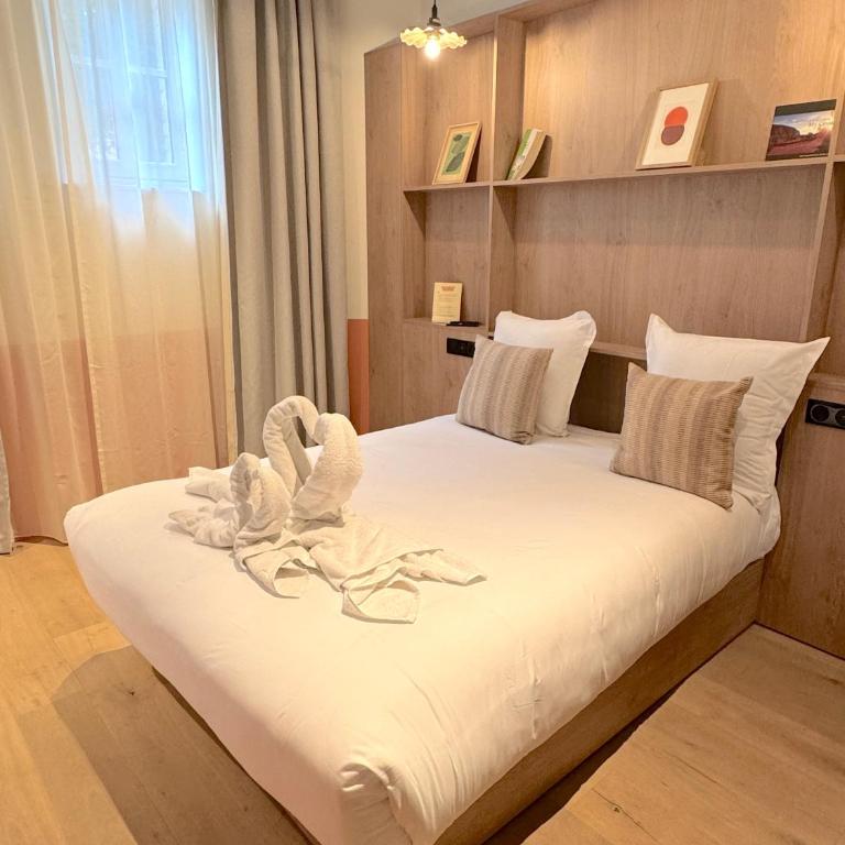 CENTRAL Hôtel Lille Centre - Chambre Double - Accessible aux Personnes à Mobilité Réduite - 1