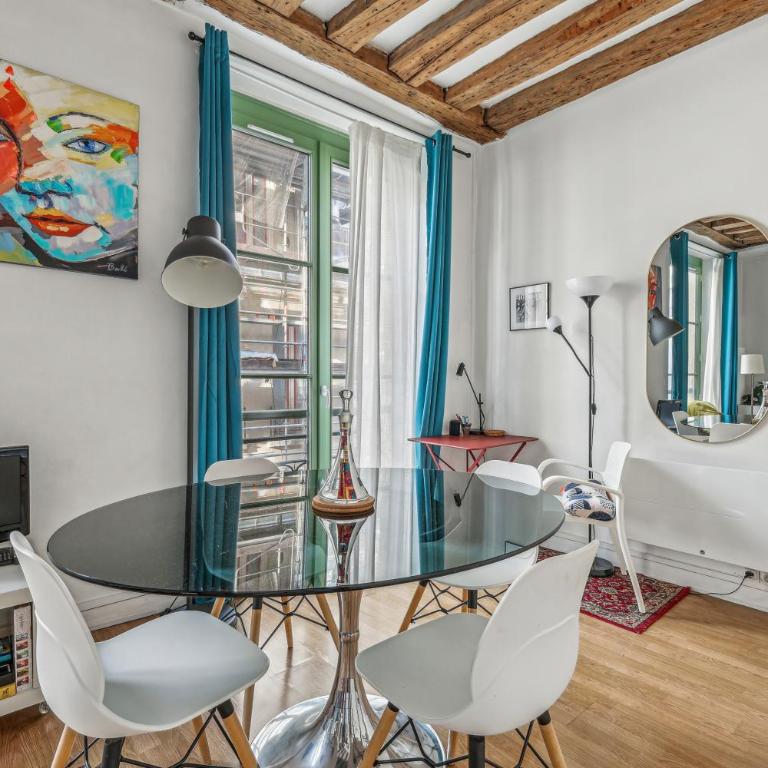 Joli studio grand et calme, Marais - Appartement 1 Chambre - 13