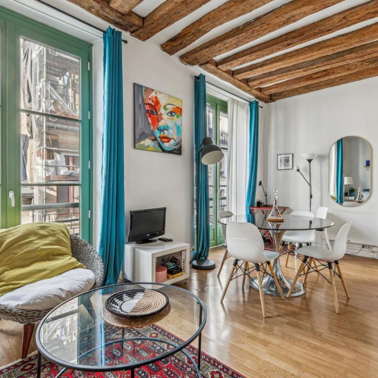 Joli studio grand et calme, Marais - Appartement 1 Chambre - 2