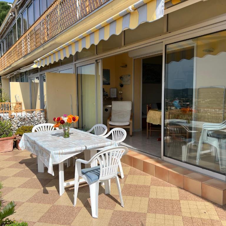 Appartement avec superbe terrasse pour 4 personnes - Apartamento de 1 dormitorio - 2