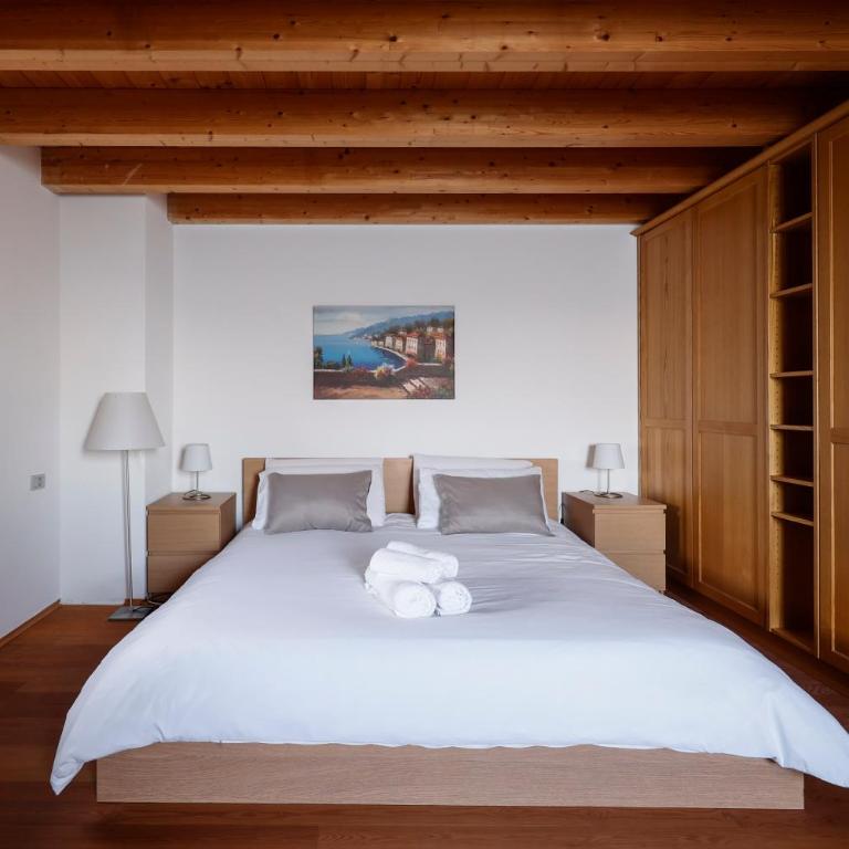 Podere Sabaina, Private Villa mit beheiztem Pool, Seeblick und 3 Wohneinheiten zur Alleinnutzung - Villa con Piscina Privata - 51