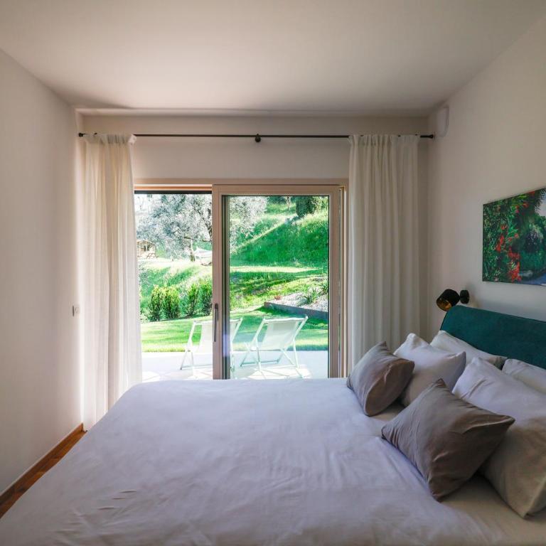Podere Sabaina, Private Villa mit beheiztem Pool, Seeblick und 3 Wohneinheiten zur Alleinnutzung - Villa con Piscina Privata - 83