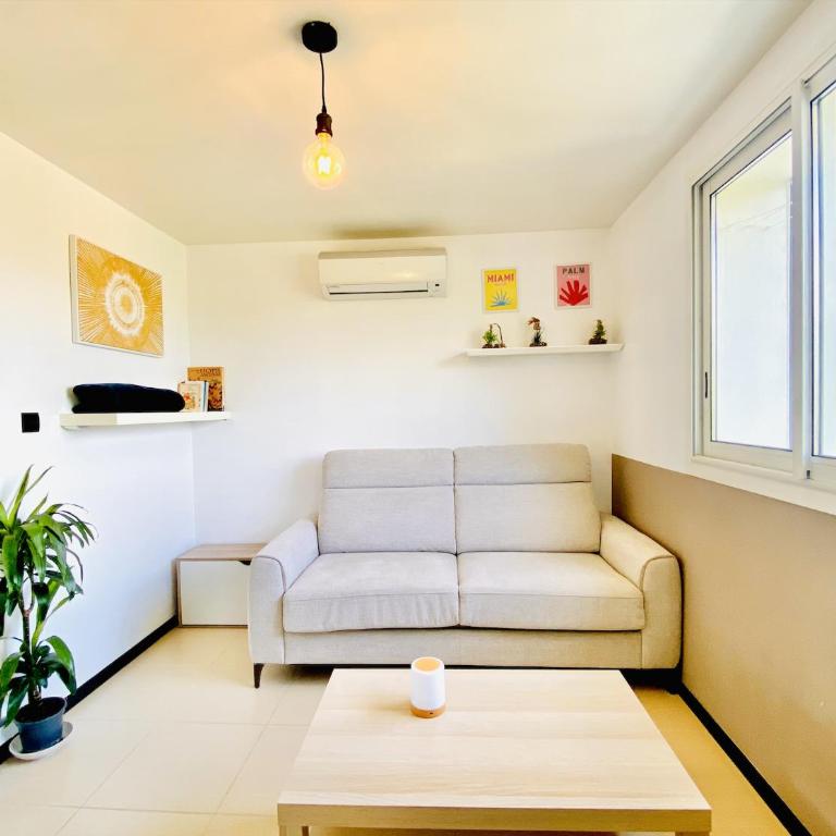 À 1 voie piétonne de la plage, du centre et du port pour 1 à 4 personnes - Appartement 1 Chambre - Non-Fumeurs - 1