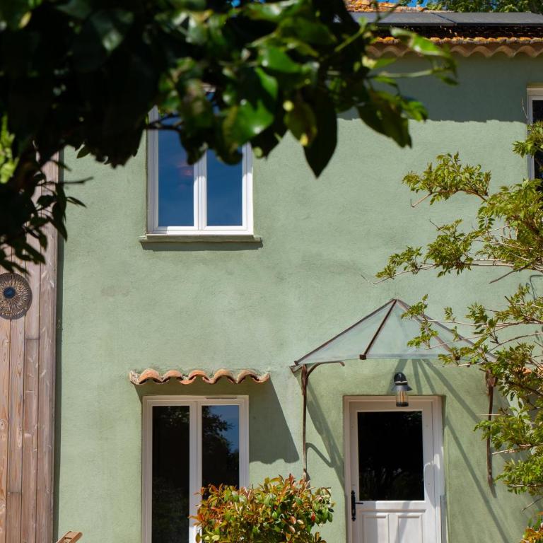 Batisse de vacance cadre exceptionnel - Villa avec Piscine Privée - 19