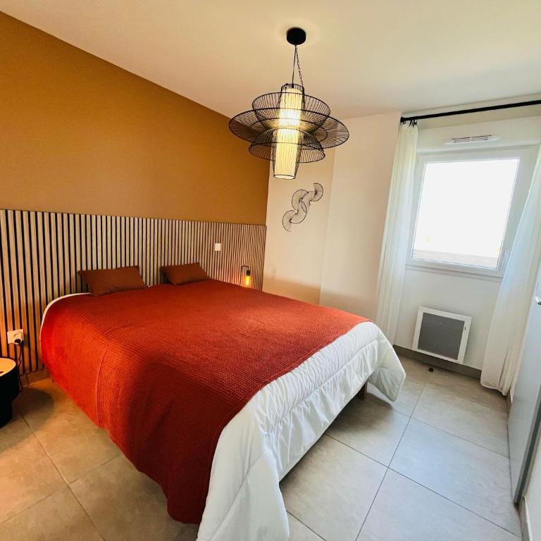 NAÏA Nig - Three-Bedroom Apartment with View - 10