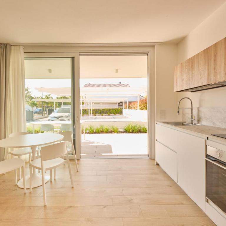 Venice Beach Apartments - Appartamento con 2 Camere da Letto - 4